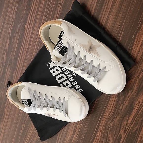 Distressed Dirty Scuffed White Leather Star Sneakers 42 10 Womens Gray Laces - Picture 13 of 17